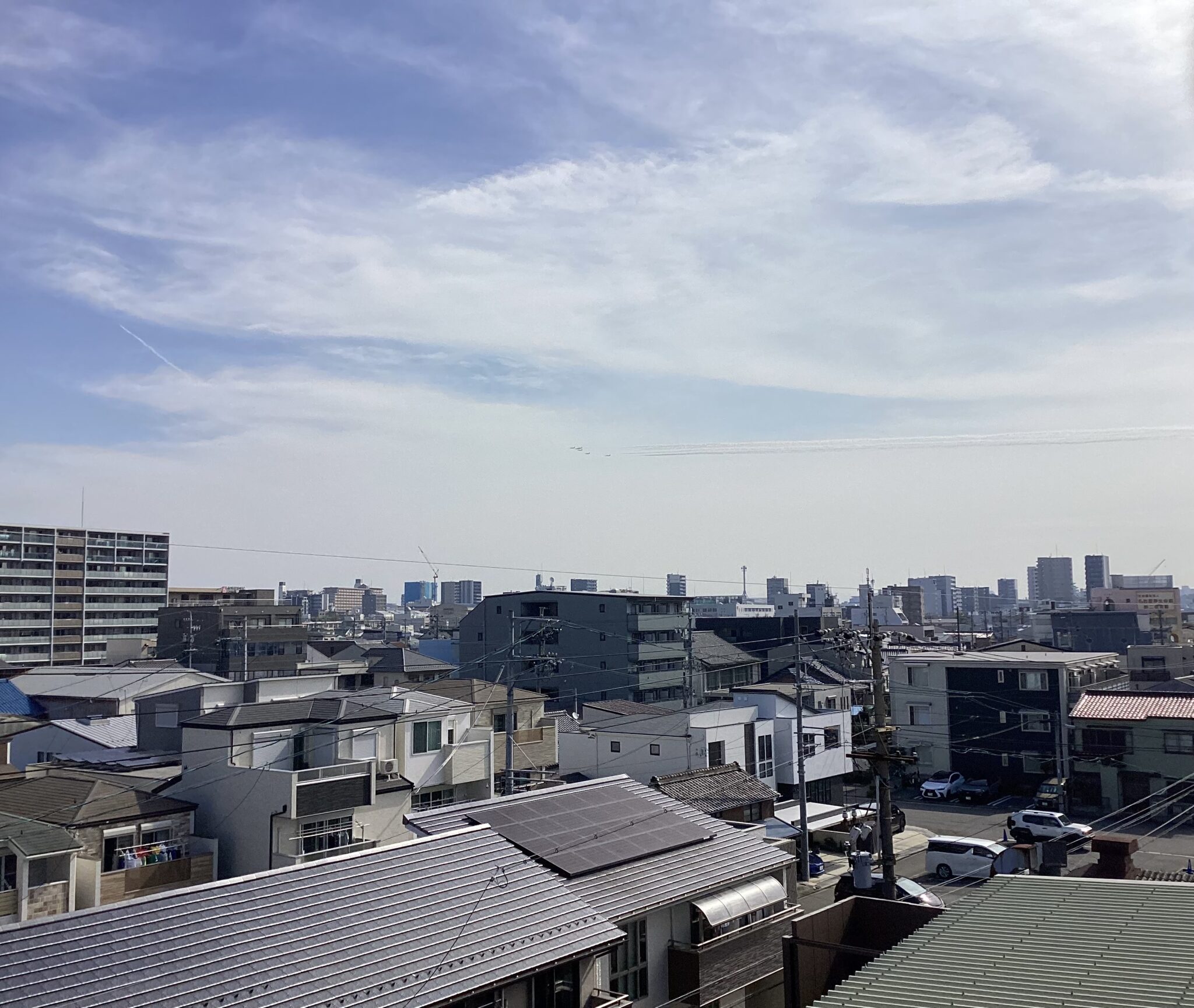 ブルーインパルスを見ることができました♪